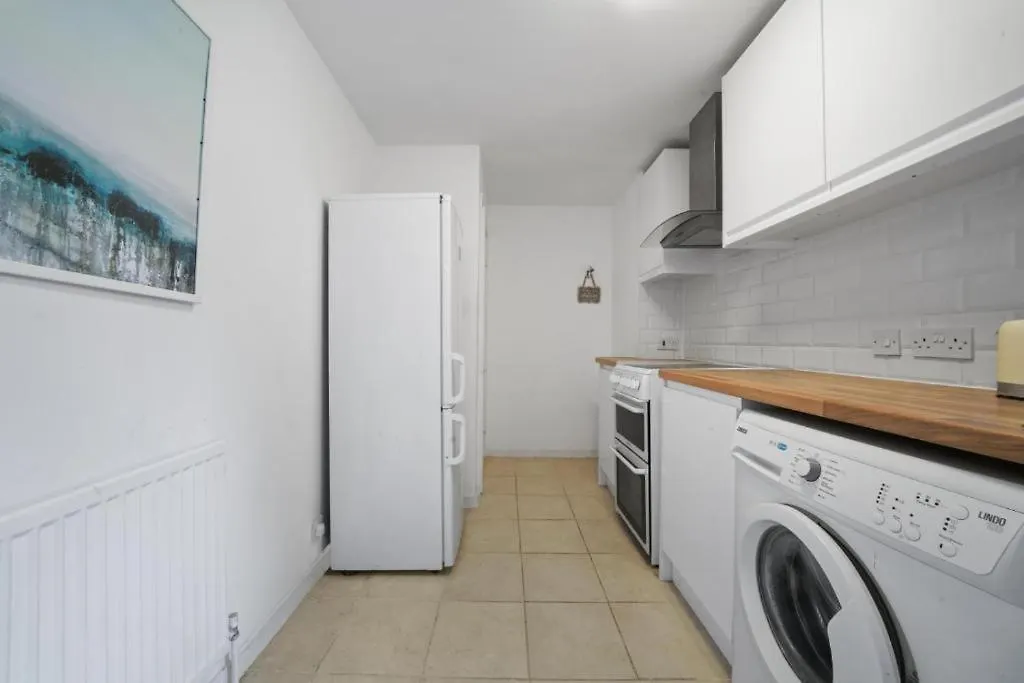 1 Bed Apartment In London Bridge Tower Bridge Free Parking - Perfect For Long Stay 0*,  United Kingdom